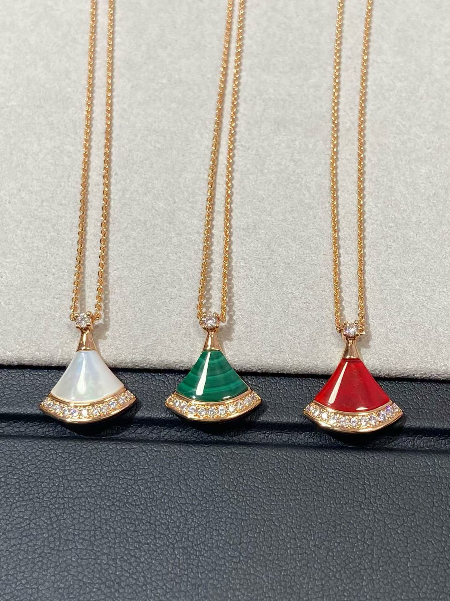 Bvlgari Divas' Dream Necklace - Best Replica Jewelry™