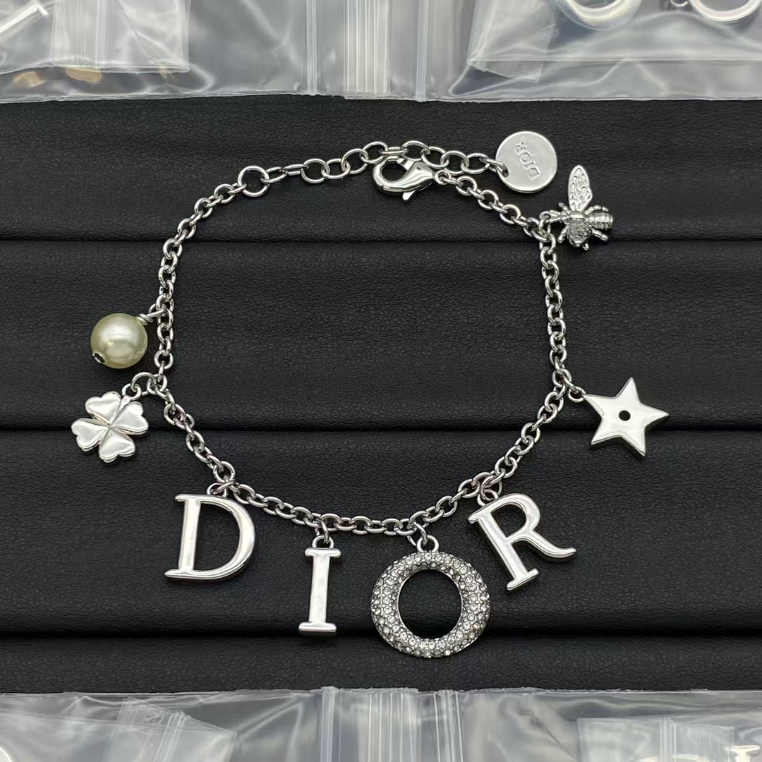 Dior Letter Charms Bracelet - Best Replica Jewelry™