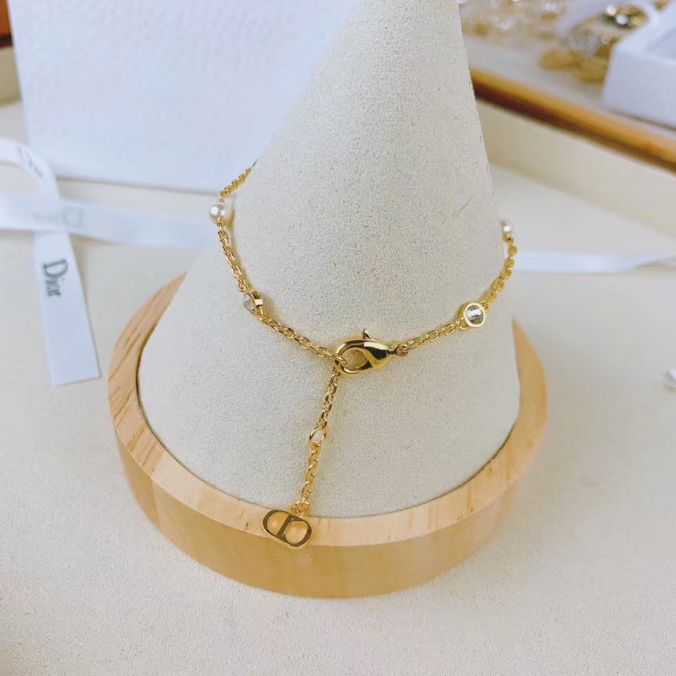 Dior CD Diamond Bracelet - Best Replica Jewelry™