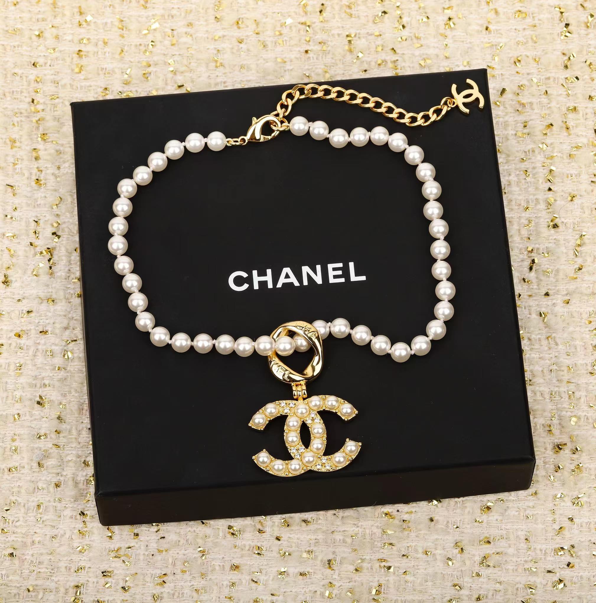Chanel Diamond Pearl Paved Double C Pendant Pearl Necklace - Best Replica Jewelry™