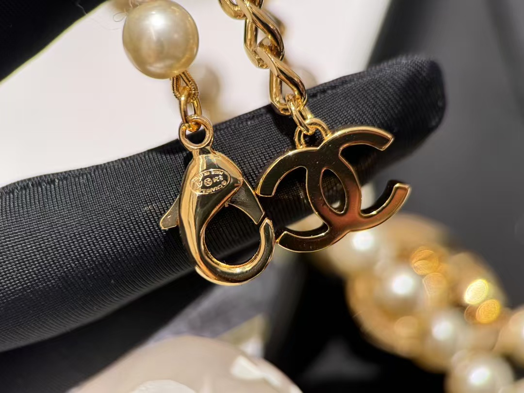 Chanel Round Double C Pendant Pearl Choker Necklace - Best Replica Jewelry™