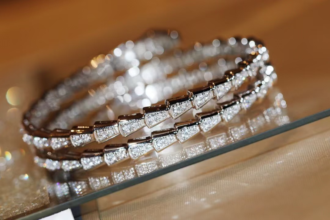 Bvlgari Serpenti Viper Bangle Bracelet - Full Diamond - Best Replica Jewelry™