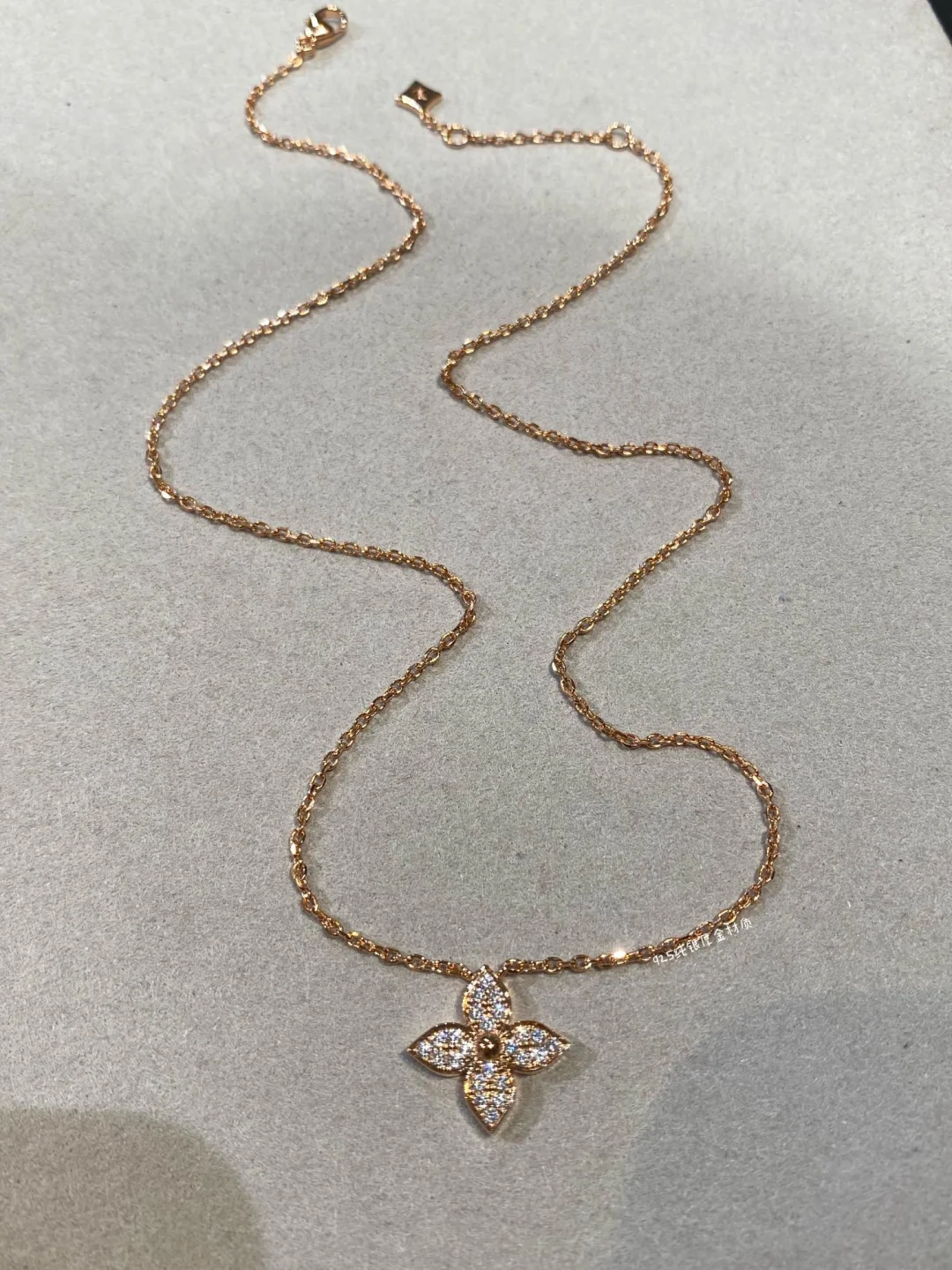 Louis Vuitton Idylle Blossom Pendant Necklace-One Flower - Best Replica Jewelry™