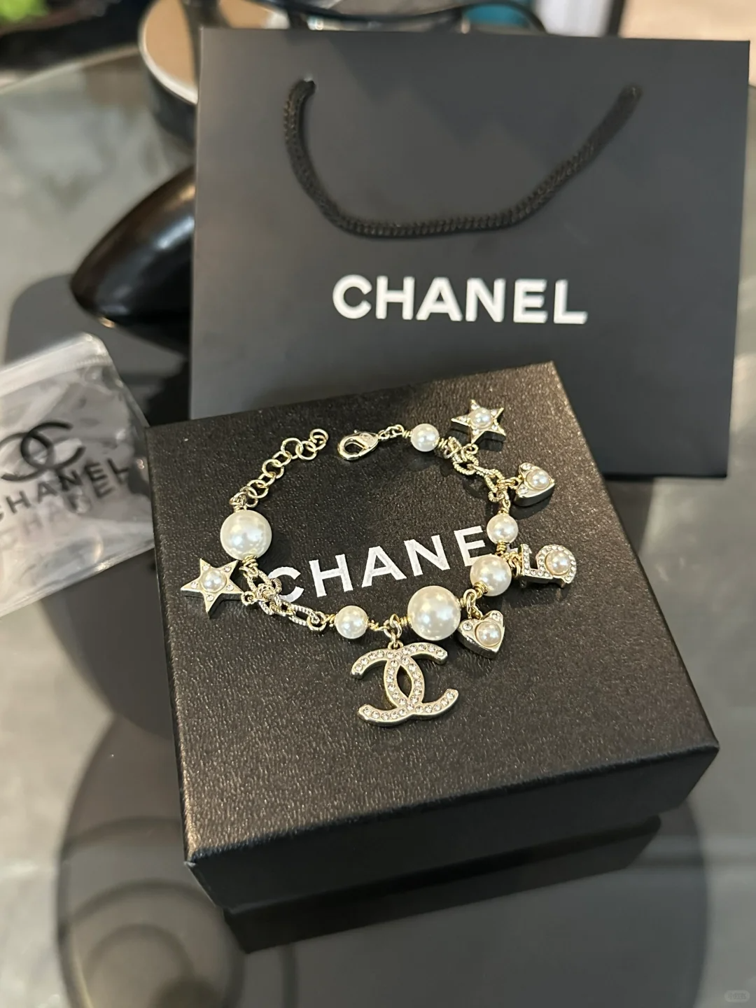 Chanel Heart Star NO.5 Pearl Bracelet - Best Replica Jewelry™
