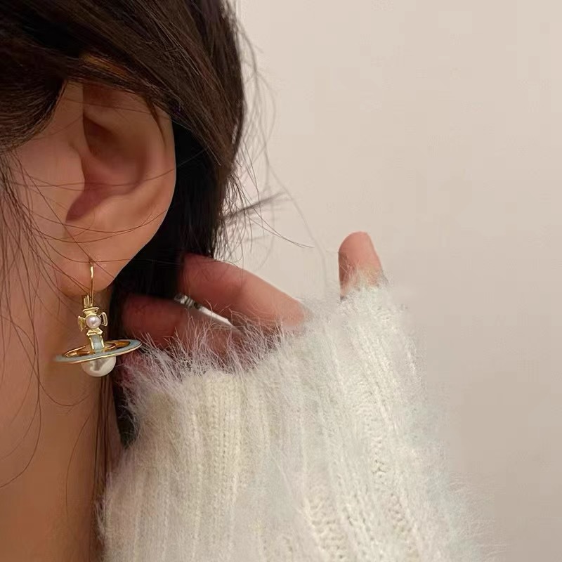 Vivienne Westwood Enamel Saturn Pearl Earrings - Best Replica Jewelry™