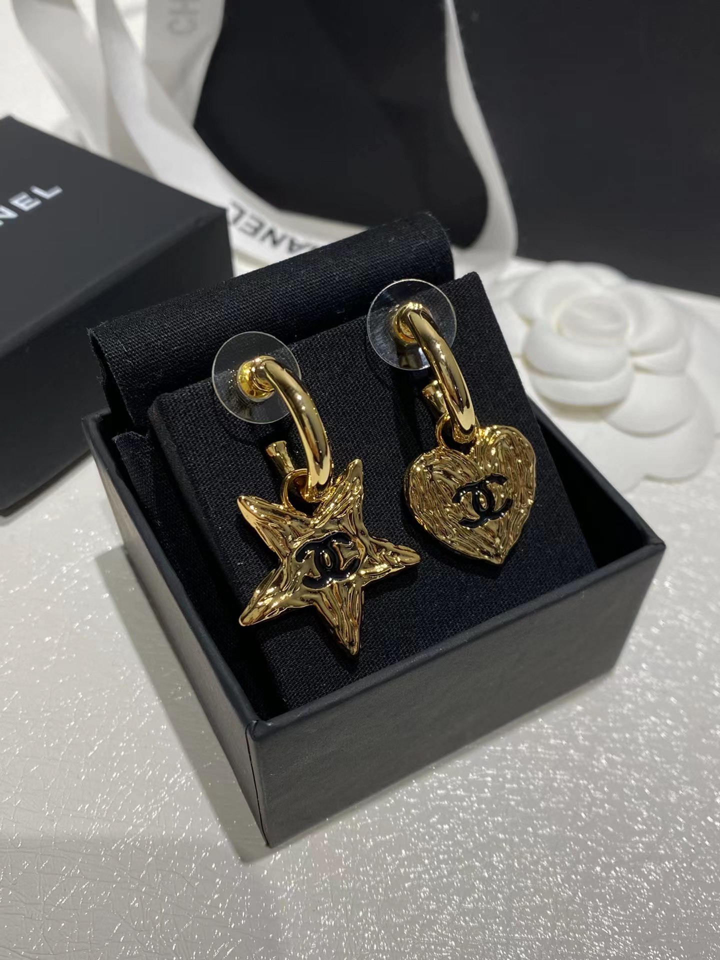 Chanel Asymmetric Star and Love Heart Dangle Earrings - Best Replica Jewelry™