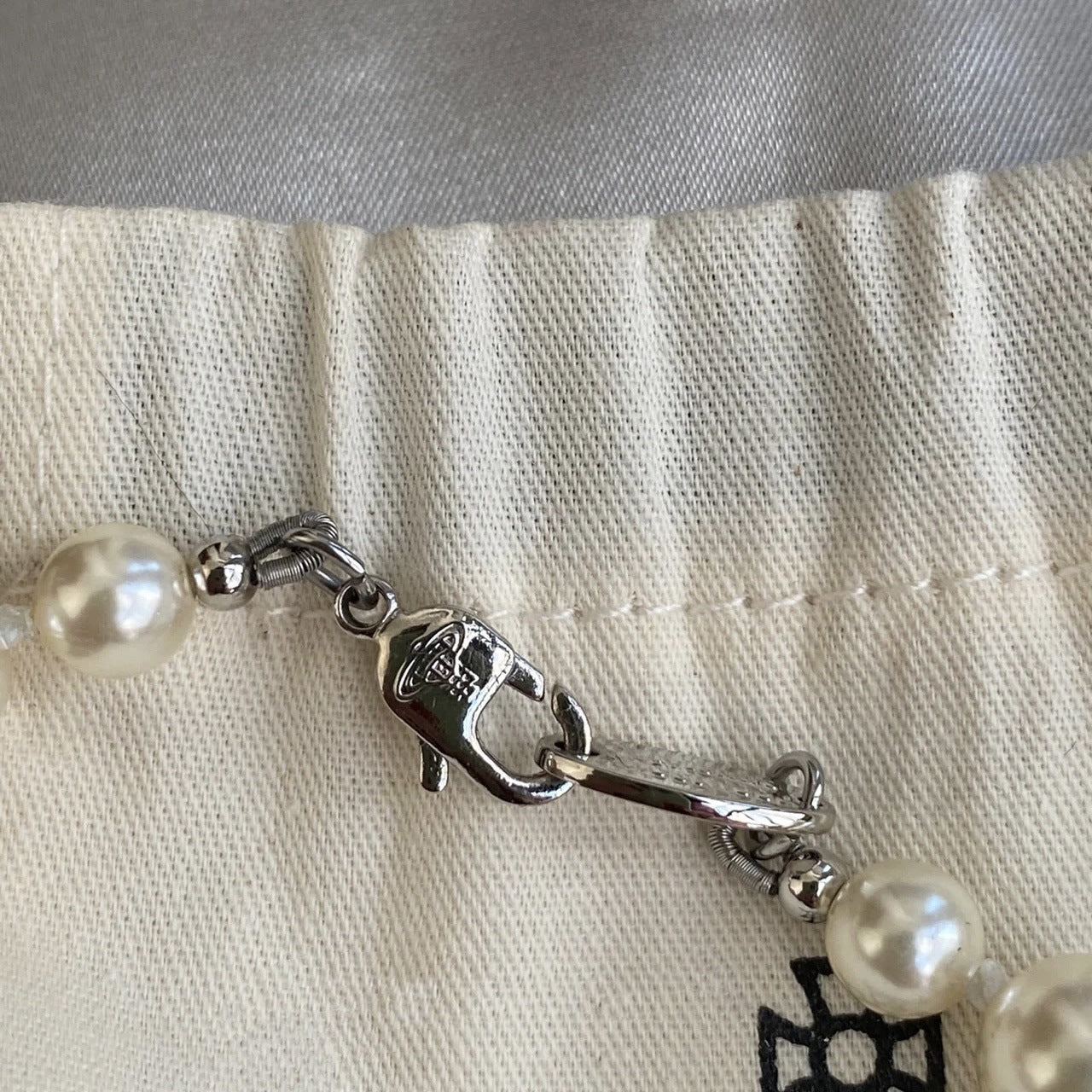 Vivienne Westwood Large Saturn Necklace - Best Replica Jewelry™