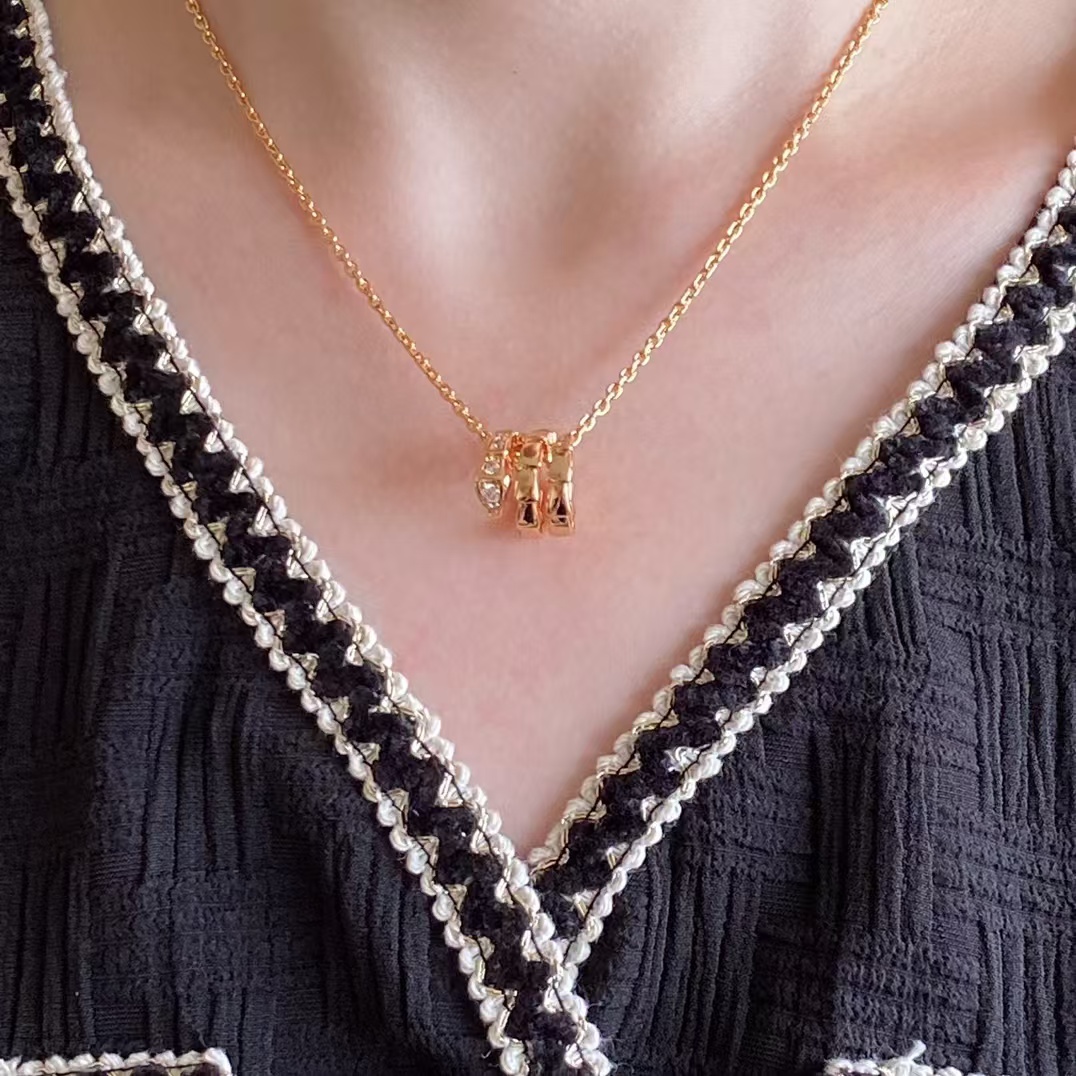 Bvlgari Serpenti Viper Necklace - Best Replica Jewelry™