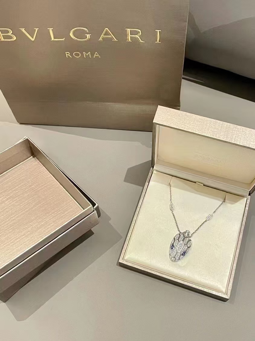 Bvlgari Seductive Snakes Serpenti Seduttori Necklace - Best Replica Jewelry™