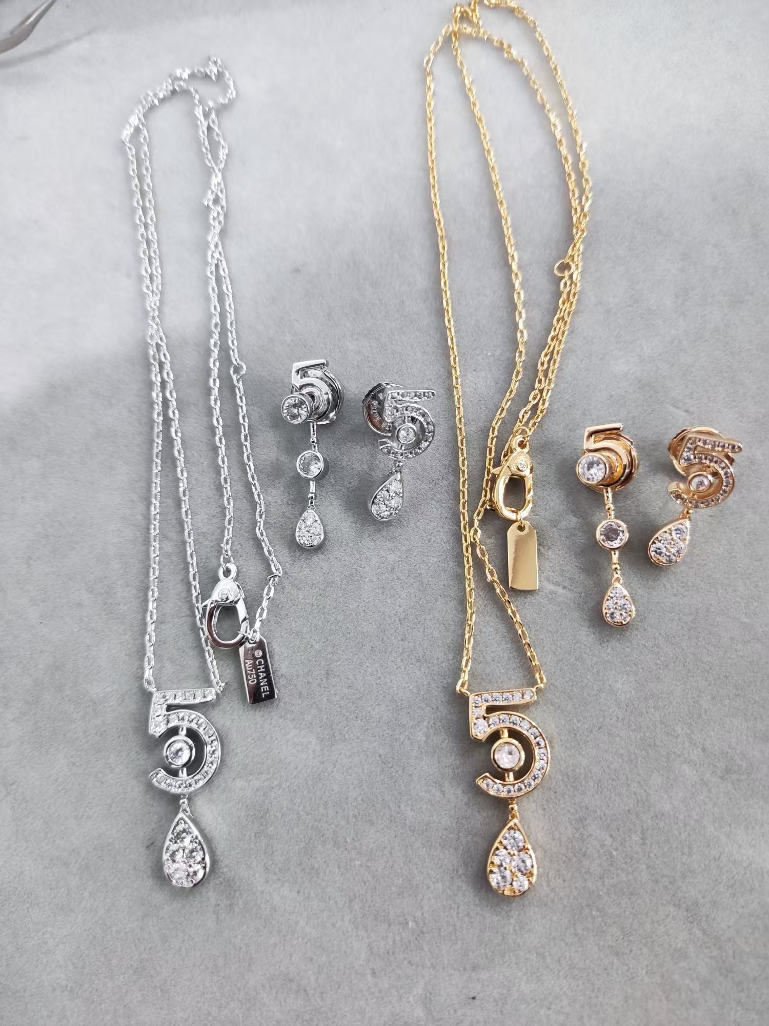 Chanel NO.5 Teardrop Pendant Necklace - Best Replica Jewelry™