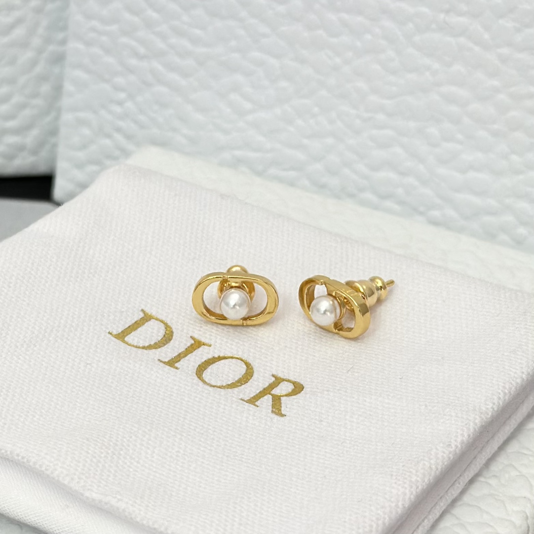 Dior Pearl Paved CD Stud Earrings - Best Replica Jewelry™