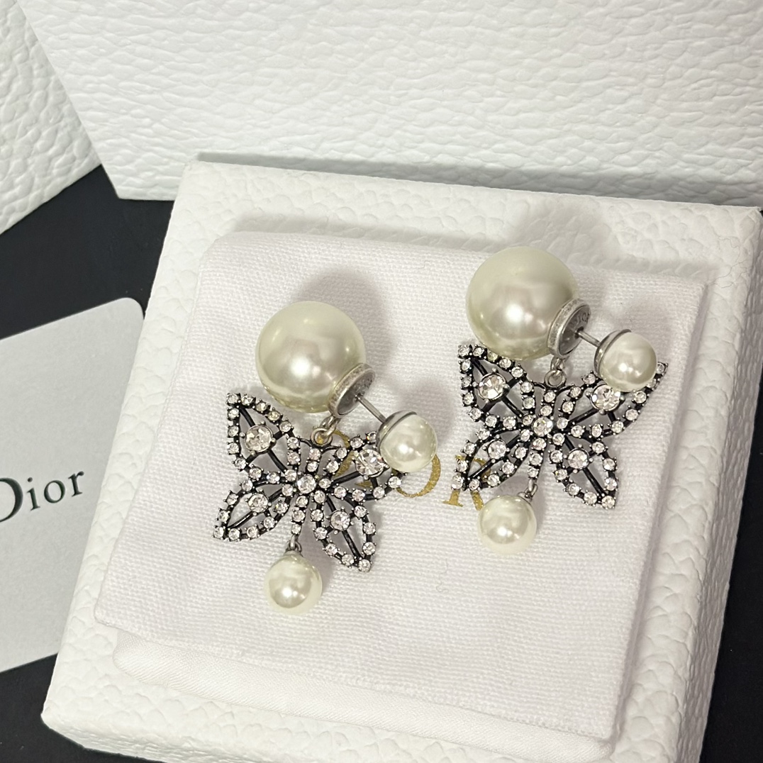 Dior Butterfly Pearl Drop Earrings - Best Replica Jewelry™
