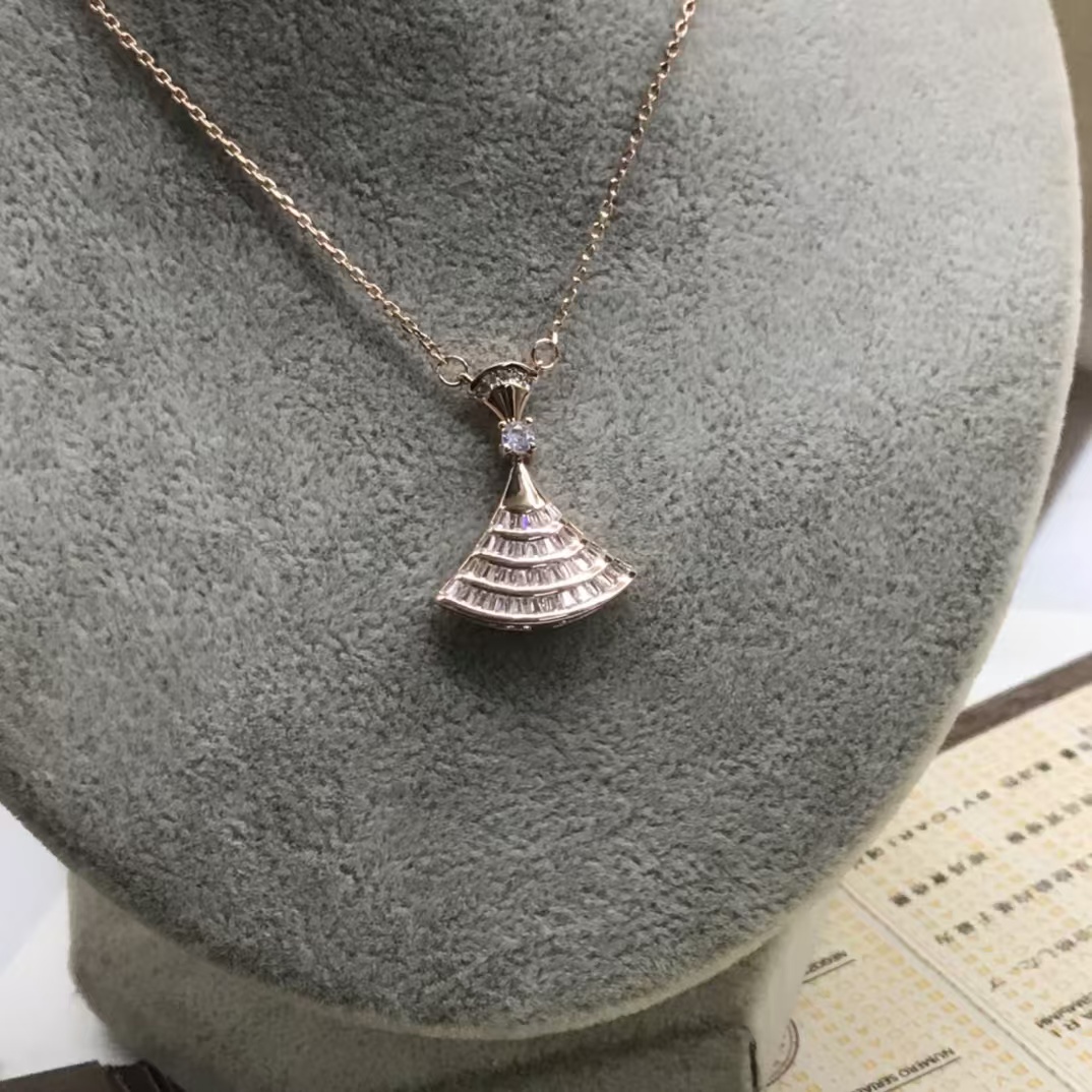 Bvlgari Divas' Dream Necklace - Best Replica Jewelry™
