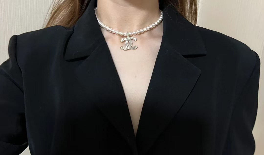 Chanel Big Double C Pendant Pearl Necklace - Best Replica Jewelry™