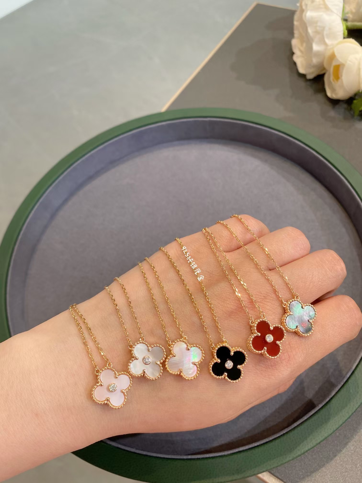 VCA Vintage Alhambra Pendant Necklace - Rose Gold - Best Replica Jewelry™