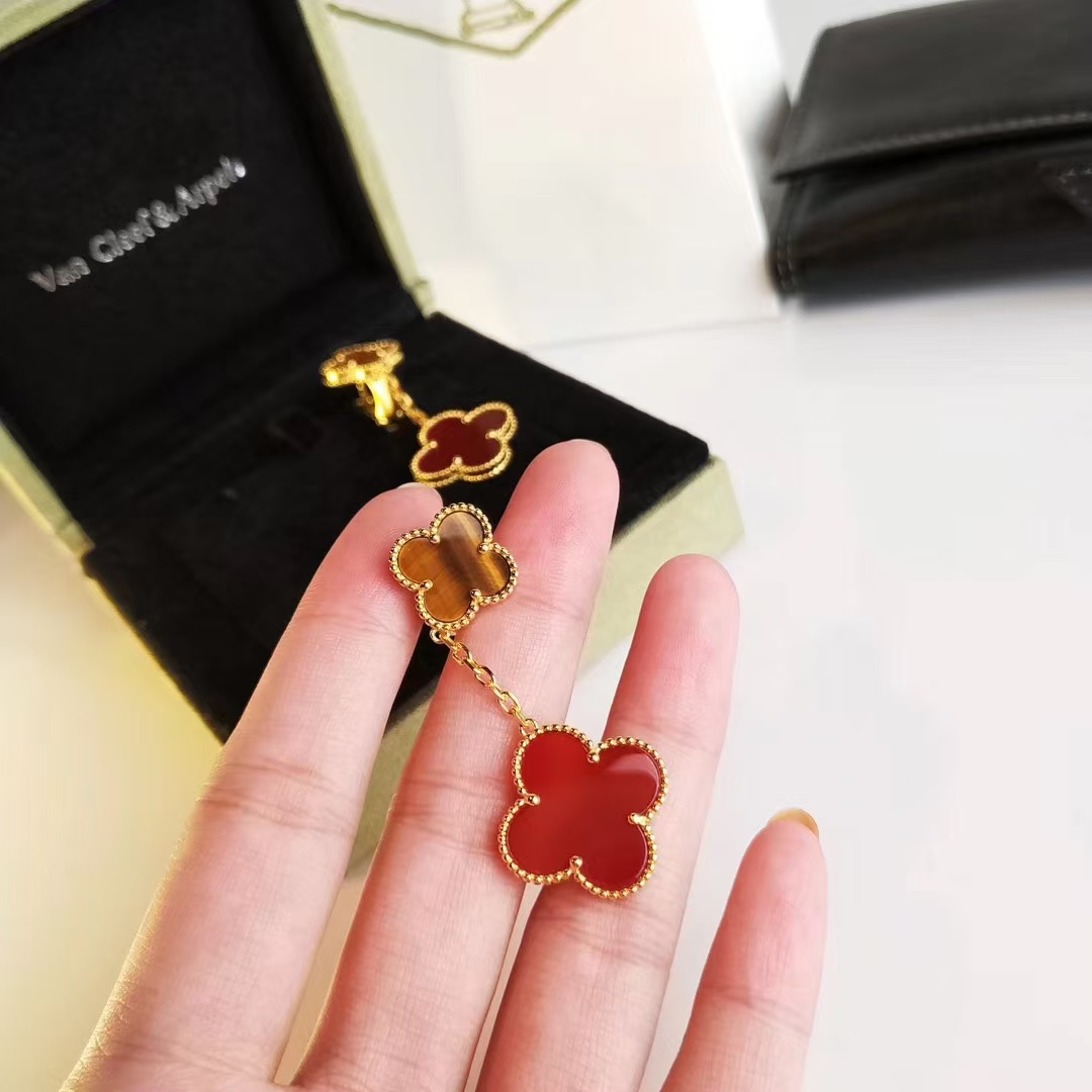 VCA Magic Alhambra Earrings 2 Motifs - Best Replica Jewelry™