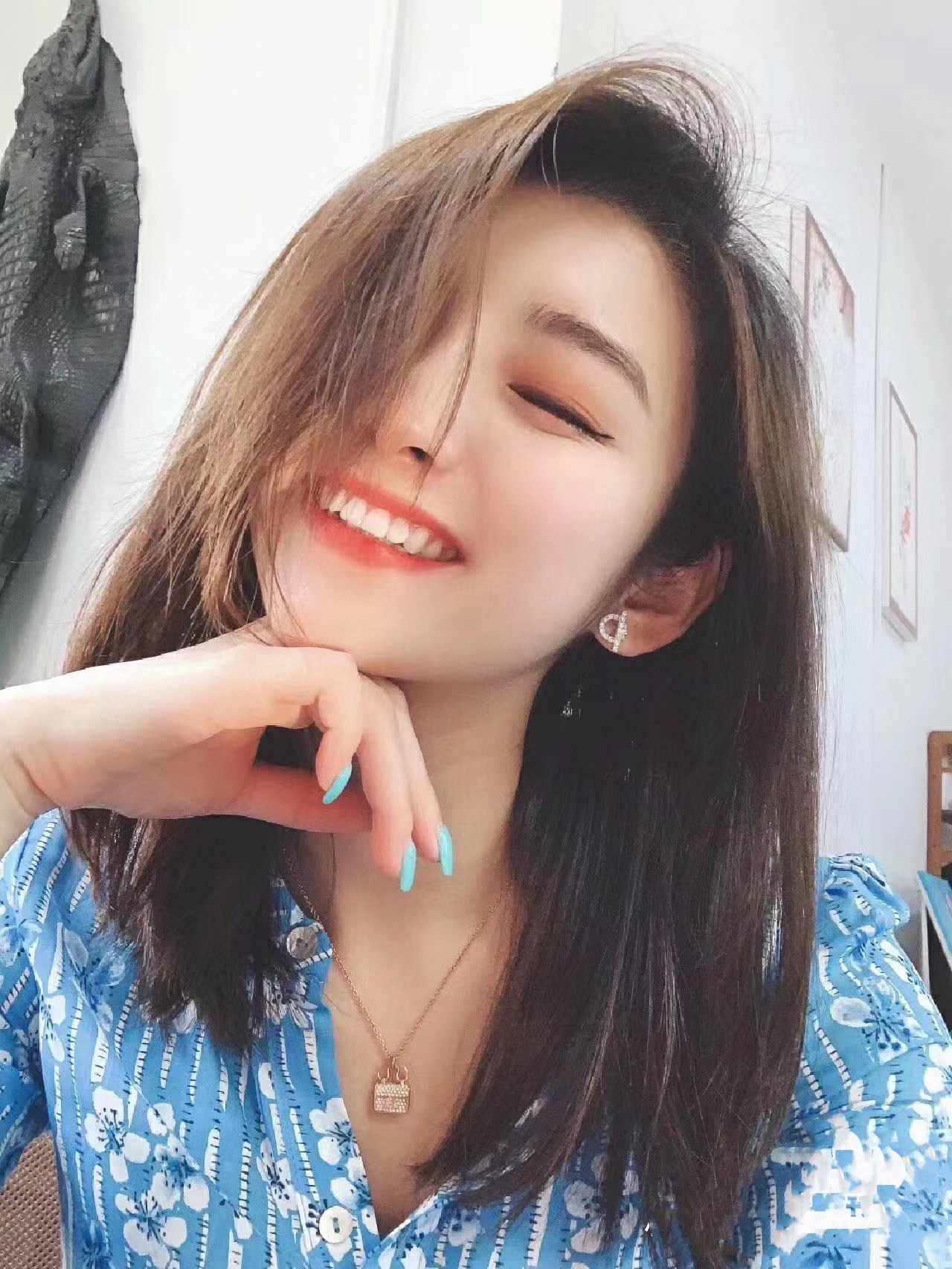 Hermes Diamond Paved Q Stud Earrings - Best Replica Jewelry™