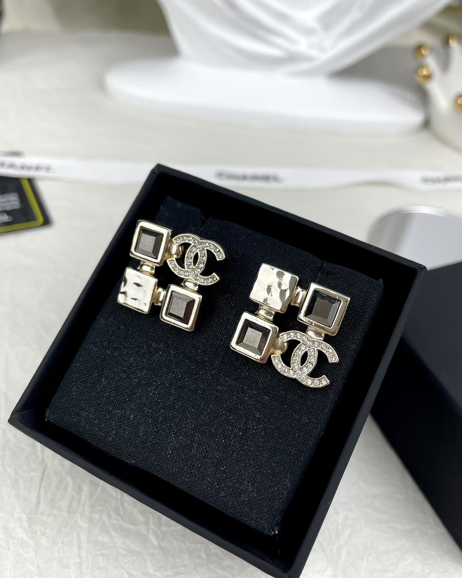 Chanel Square Rhinestone Earrings - Best Replica Jewelry™
