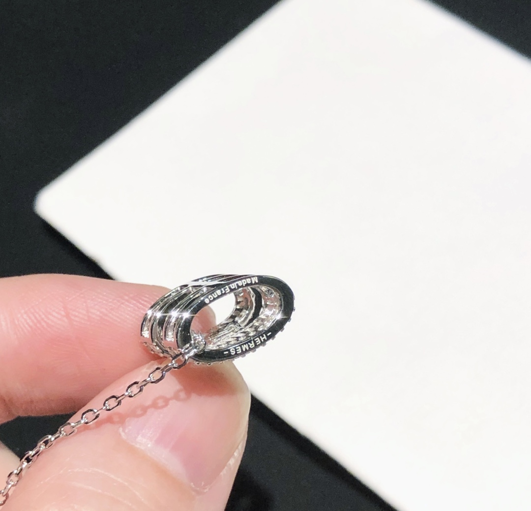 Hermes Diamond Paved H Pendant Necklace - Best Replica Jewelry™