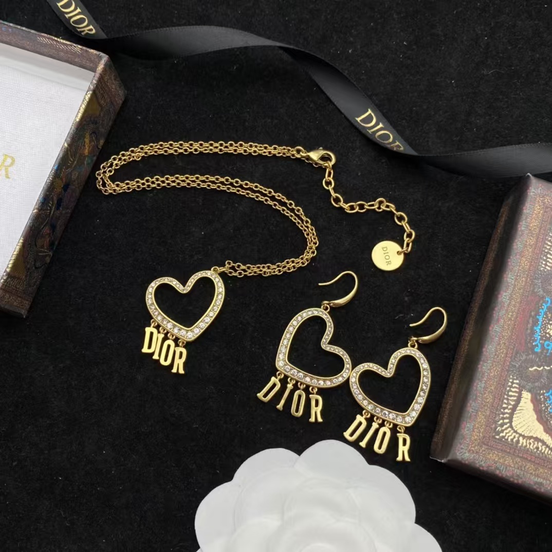 Dior Letters Heart Necklace and Earrings - Best Replica Jewelry™