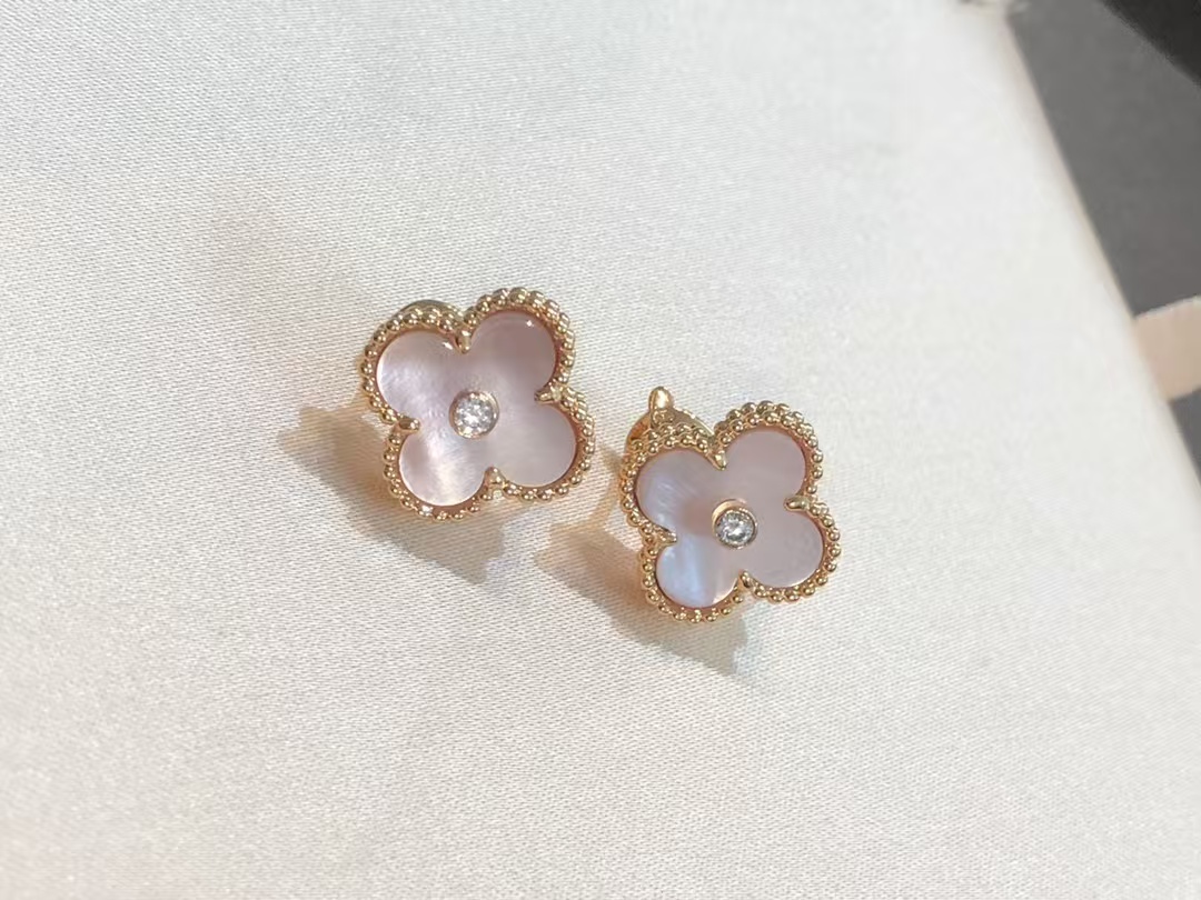 VCA Pink Mother of Pearl Clover Stud Earrings - Best Replica Jewelry™