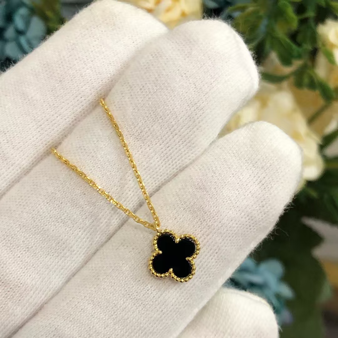 VCA Sweet Alhambra Pendant Necklace - Mini - Best Replica Jewelry™
