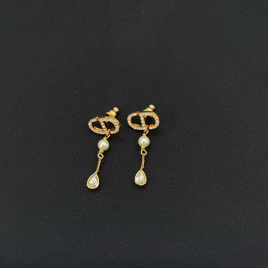 Dior CD Teardrop Pearl Earrings - Best Replica Jewelry™