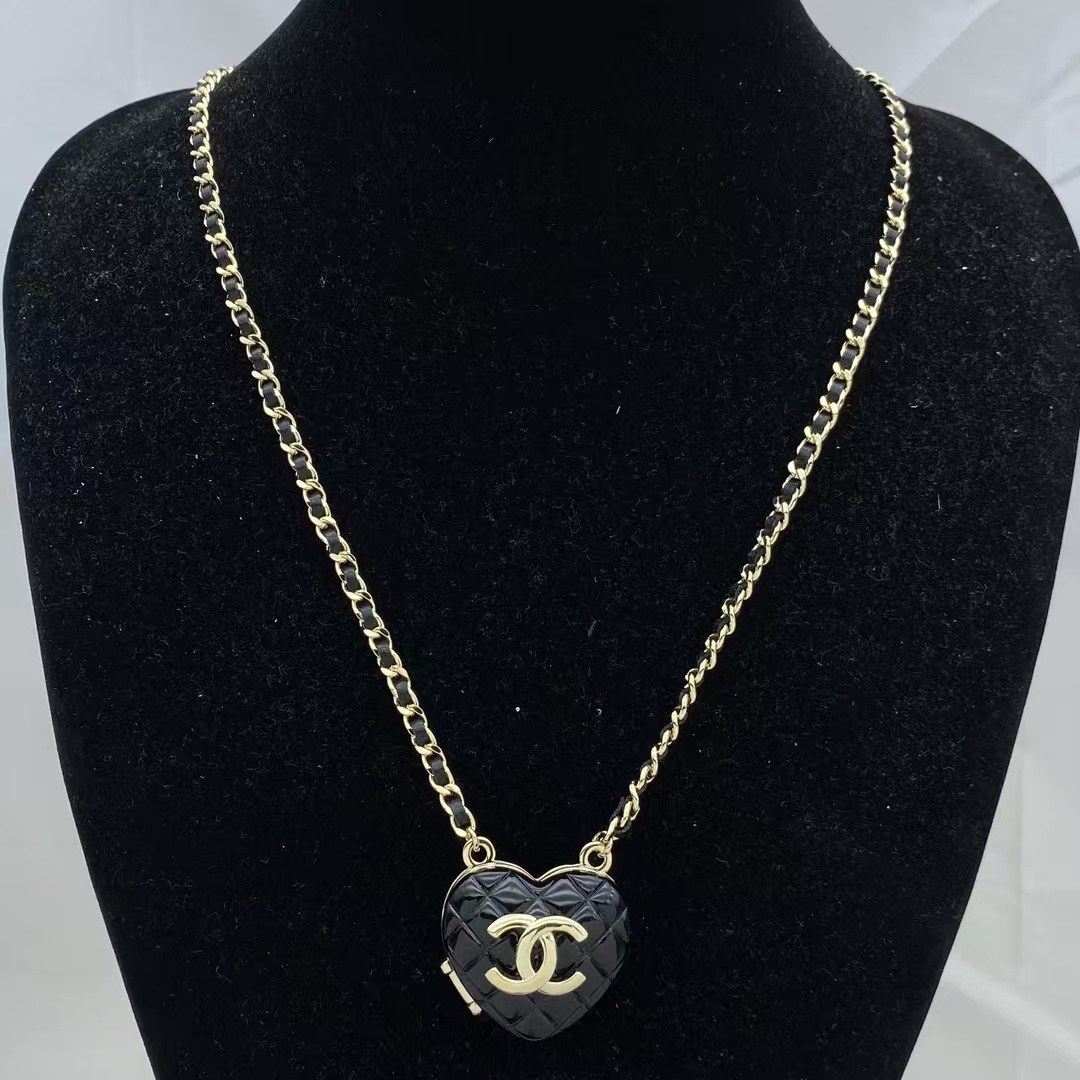 Chanel Heart Pendant Leather Long Necklace - Best Replica Jewelry™