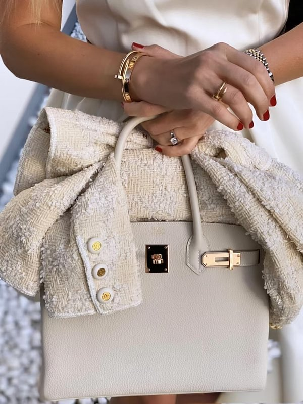 Waar Kan Je Online Kwalitatieve Nep Luxe Sieraden Kopen? Een Gedetailleerd Overzicht - Best Replica Jewelry™