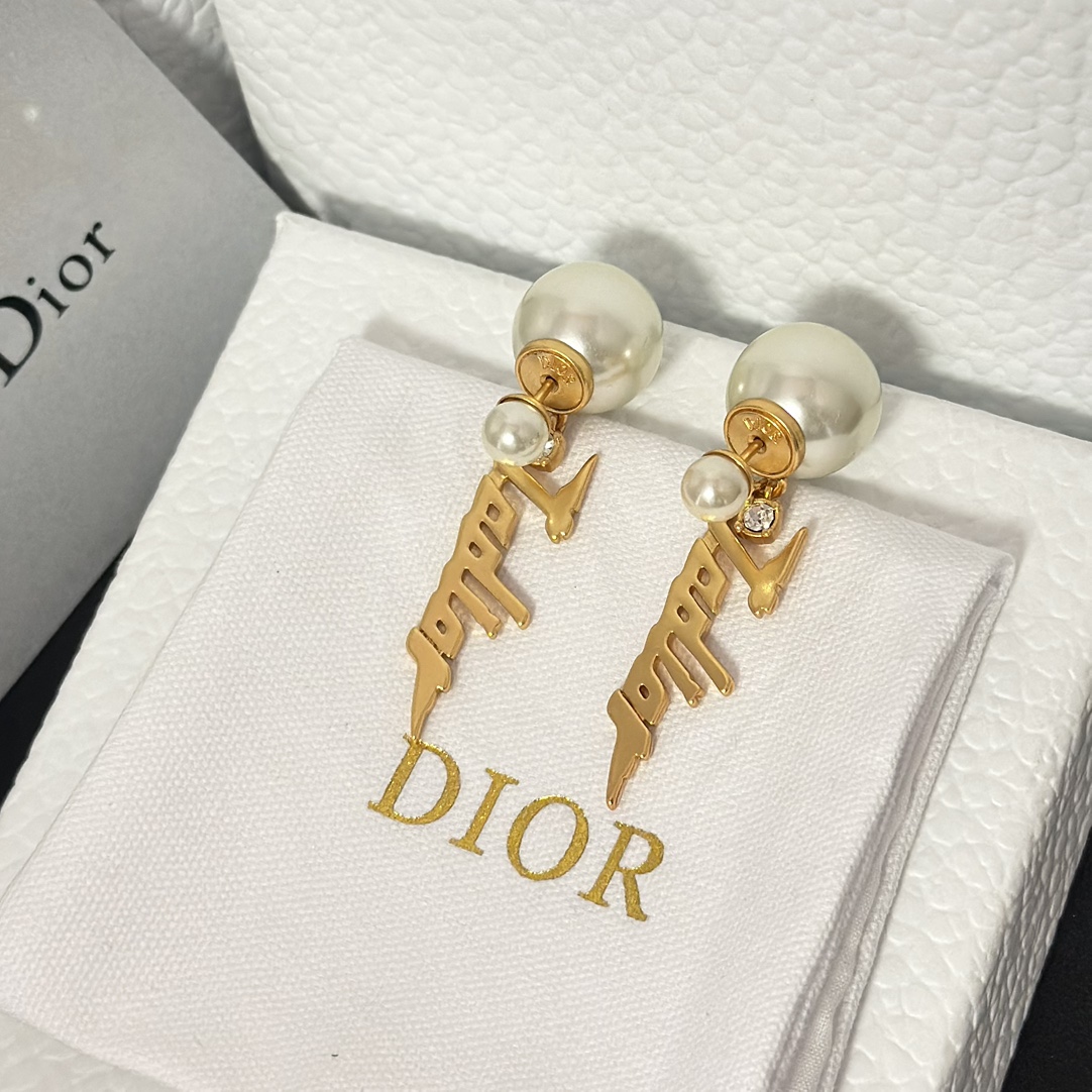 Dior Tassel JADIOR Pearl Earrings - Best Replica Jewelry™