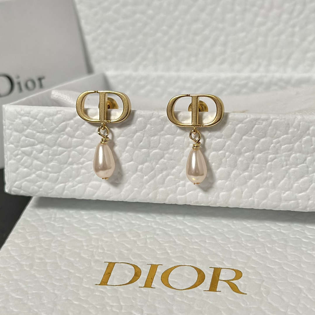Dior Pink Teardrop Pearl Earrings - Best Replica Jewelry™