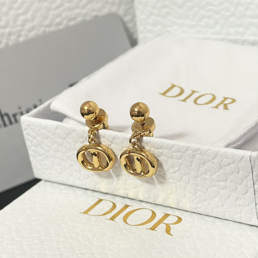 Dior CD Letter Stud Earrings - Best Replica Jewelry™
