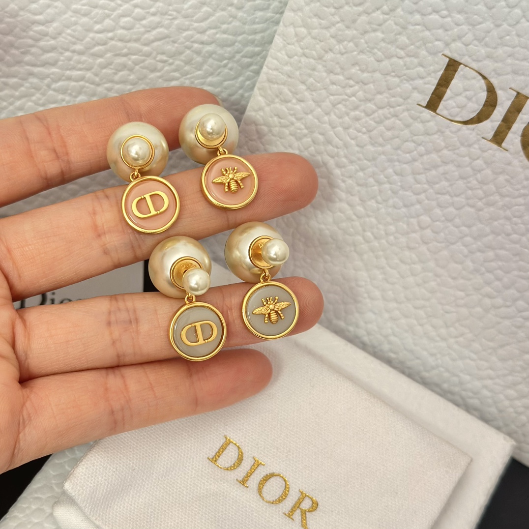 Dior Bee Pearl Earrings - Best Replica Jewelry™