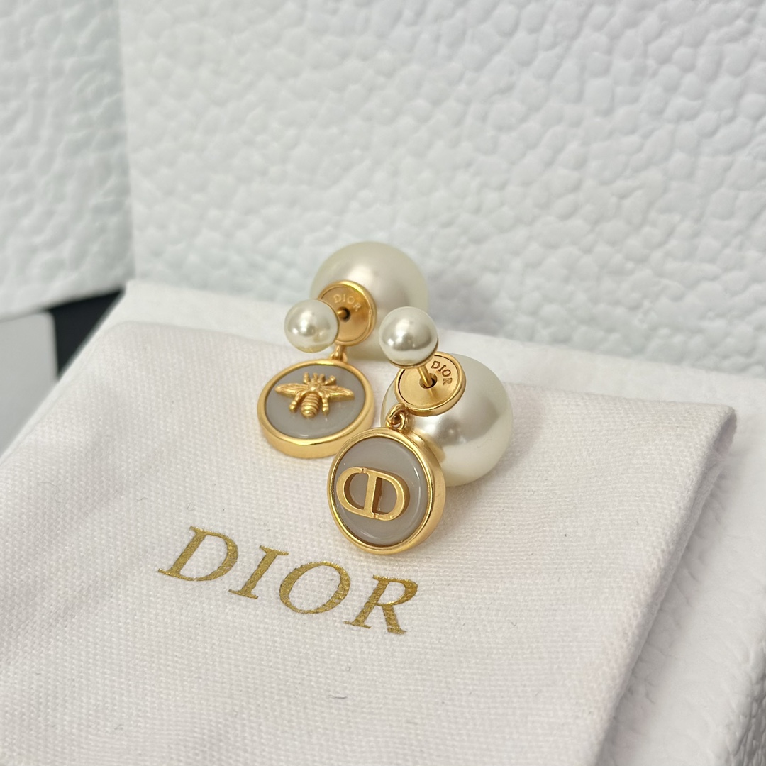 Dior Bee Pearl Earrings - Best Replica Jewelry™