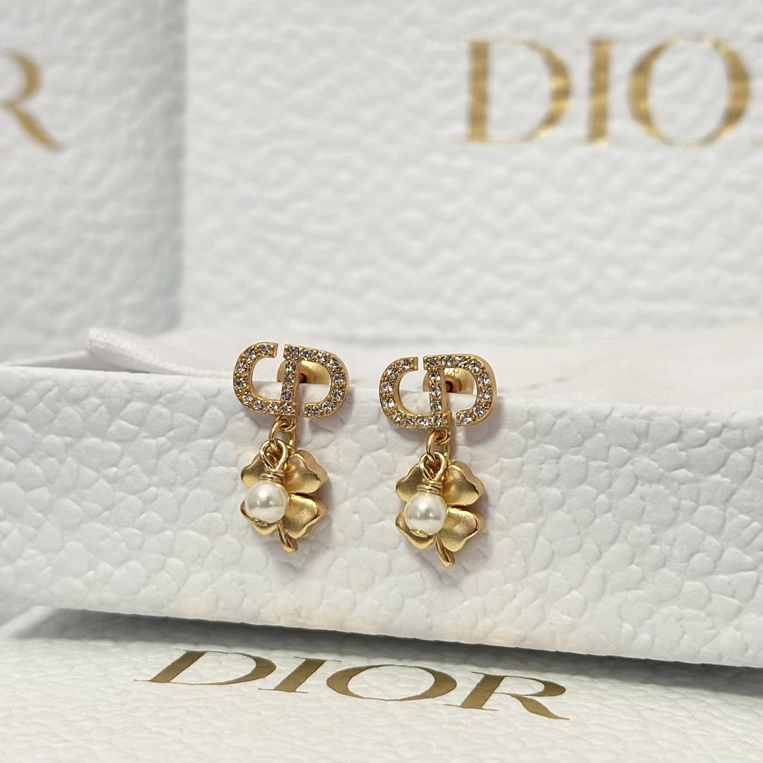Dior Four Clover Pearl Earrings - Best Replica Jewelry™
