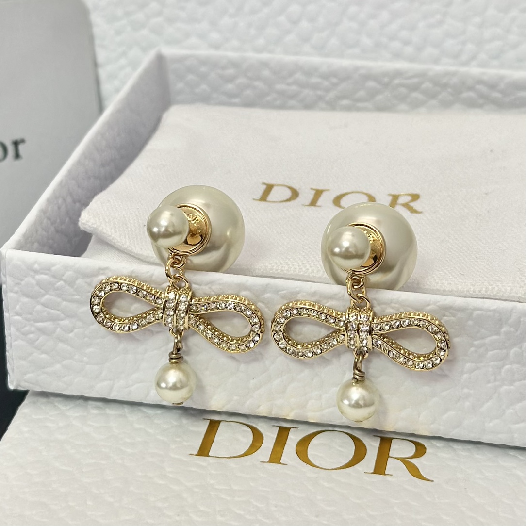 Dior Bow Pearl Earrings - Best Replica Jewelry™