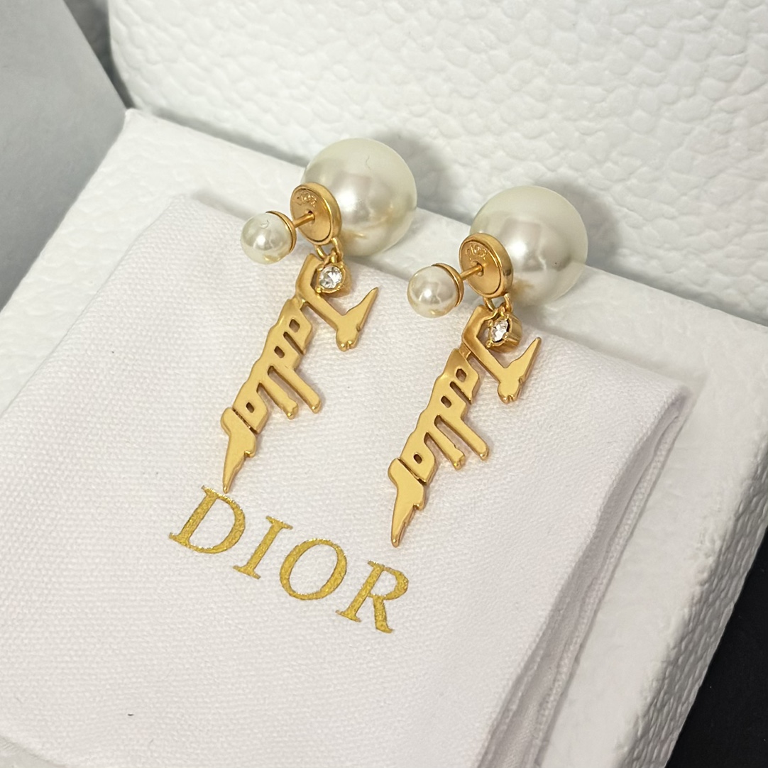 Dior Tassel JADIOR Pearl Earrings - Best Replica Jewelry™