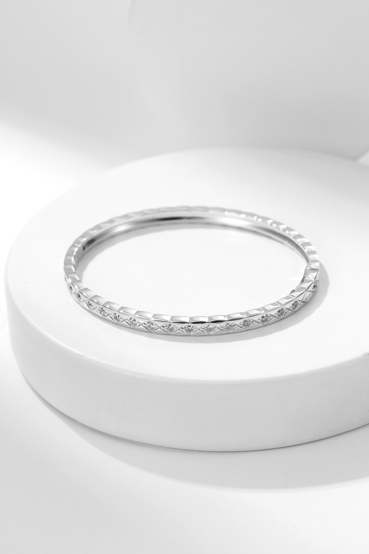 Chanel Diamond Coco Crush Mini Bracelet Bangle - 17CM - Best Replica Jewelry™