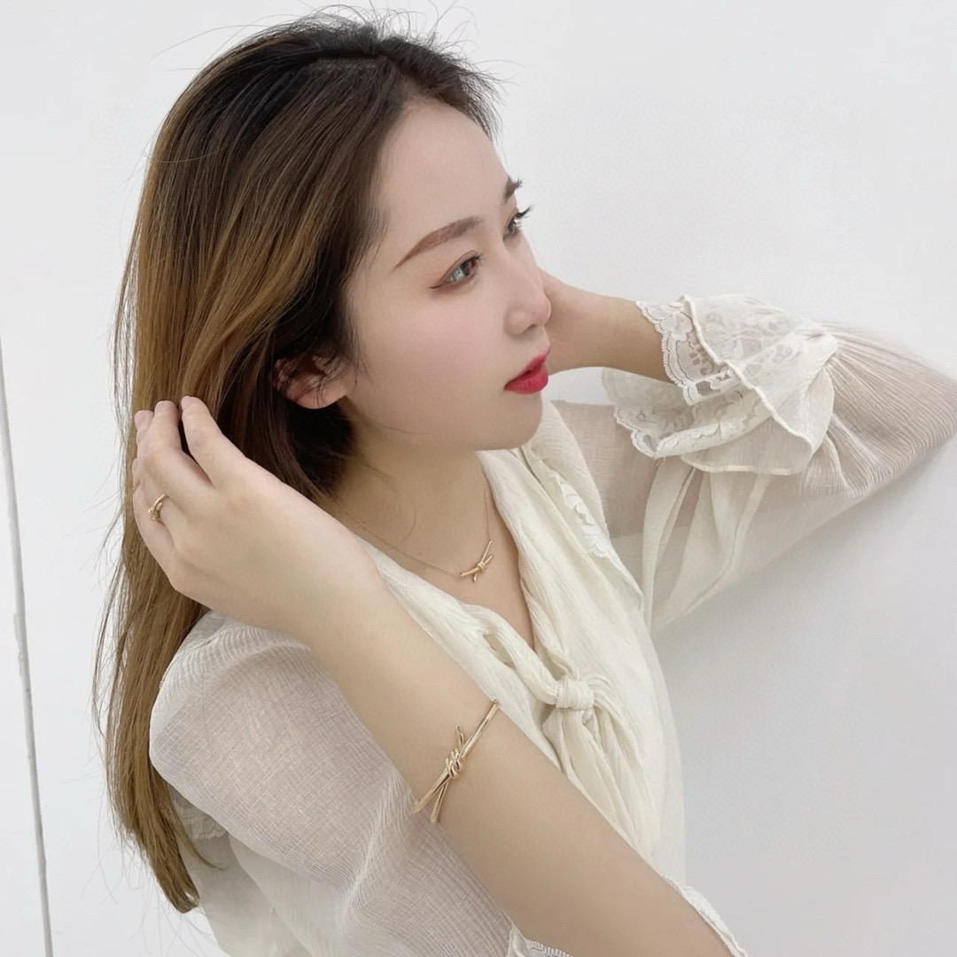 Tiffany Knot Bangle Bracelet - Best Replica Jewelry™