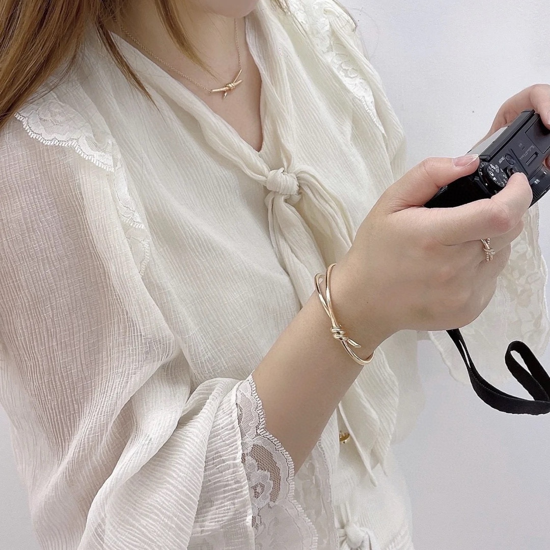 Tiffany Knot Bangle Bracelet - Best Replica Jewelry™