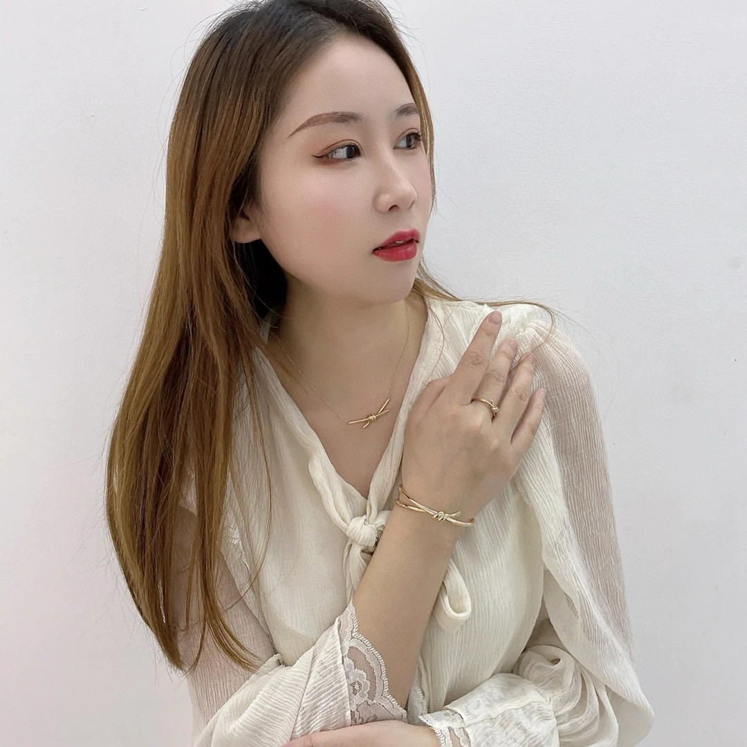 Tiffany Knot Bangle Bracelet - Best Replica Jewelry™