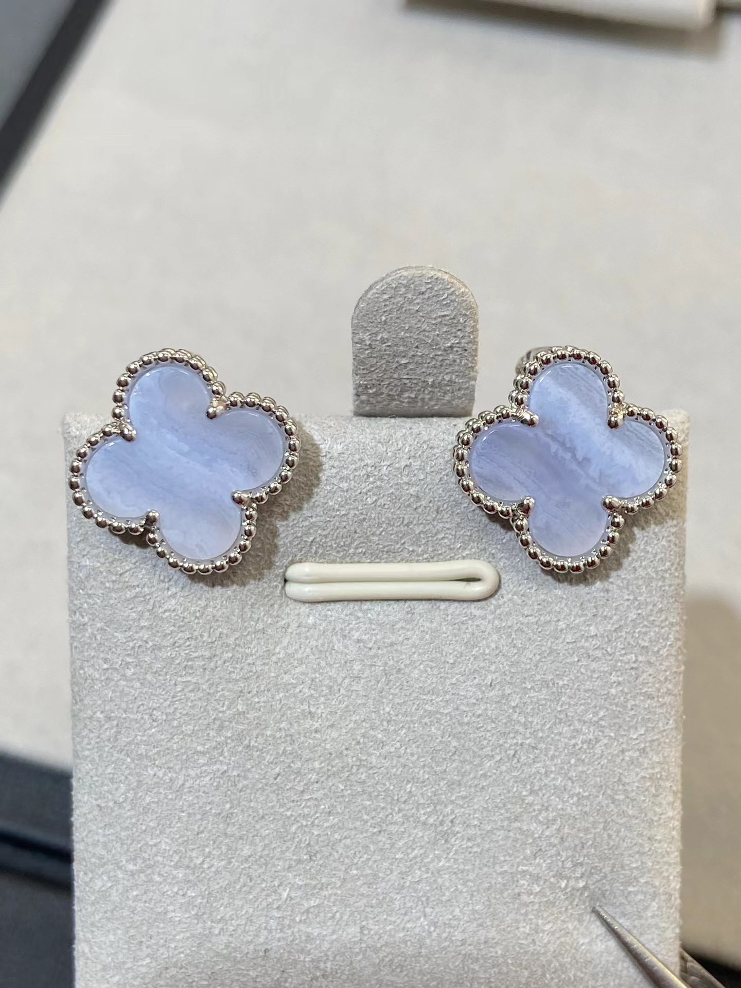 VCA Fog Purple Clover Earrings - Best Replica Jewelry™