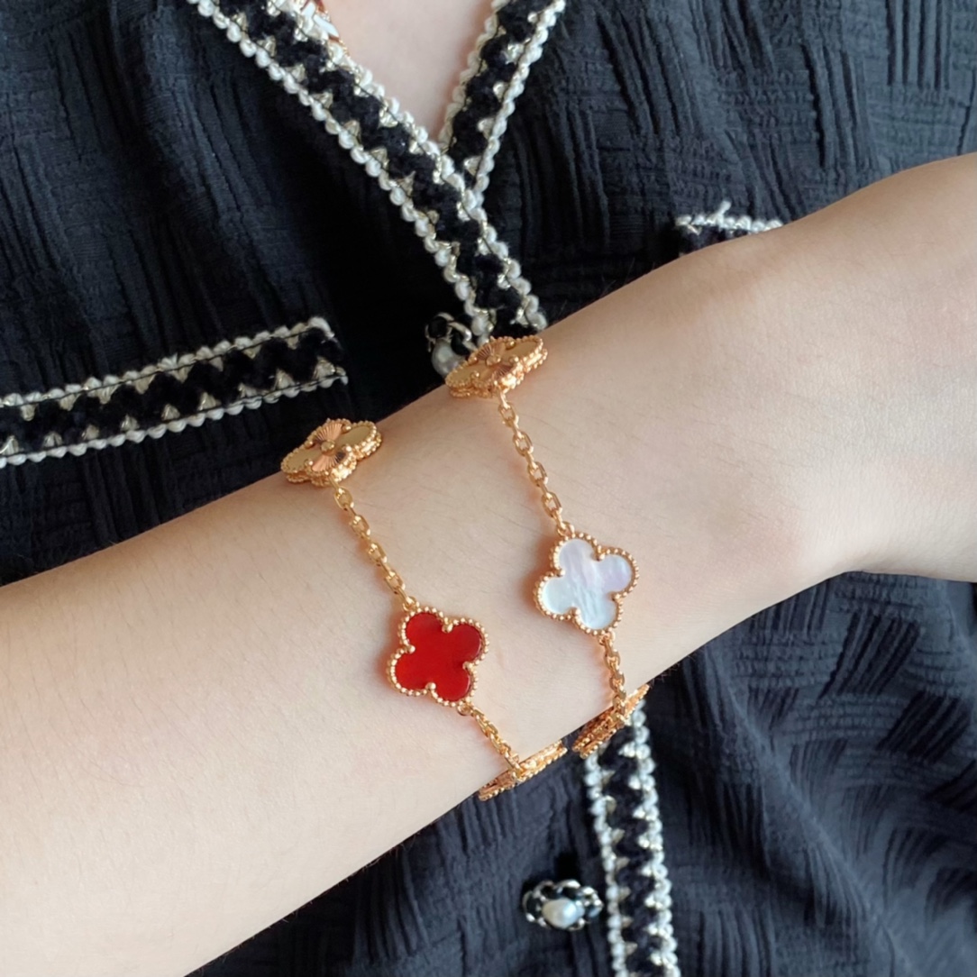 Dupe Van Cleef & Arpels Vintage Alhambra Bracelet, 5 Motifs