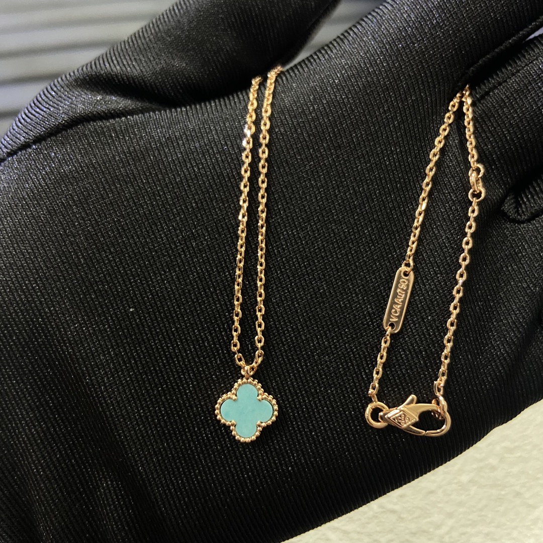 VCA Amazonite Sweet Alhambra Pendant Necklace, 1 Motif - Best Replica Jewelry™