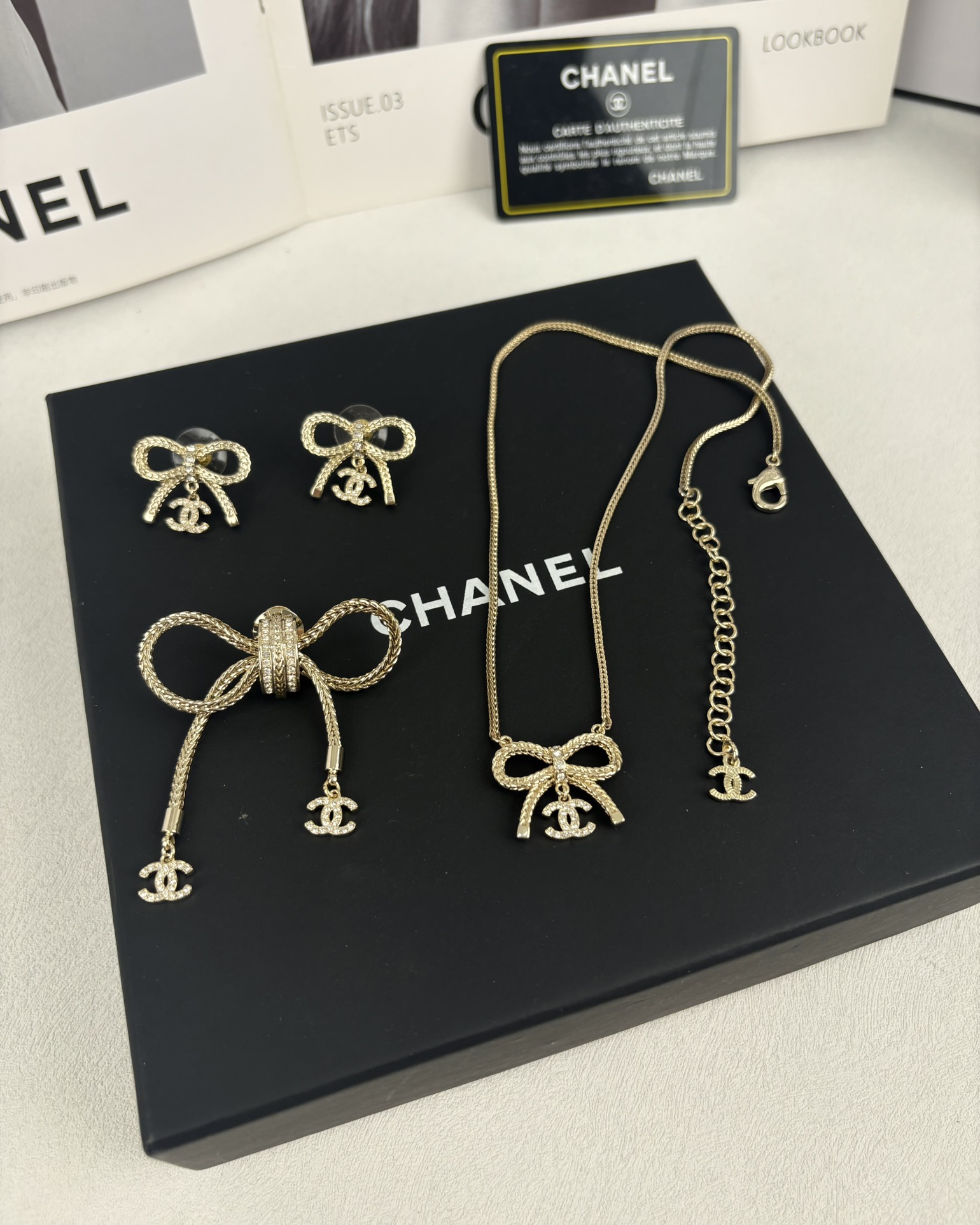 Chanel Bow Brooch - Best Replica Jewelry™