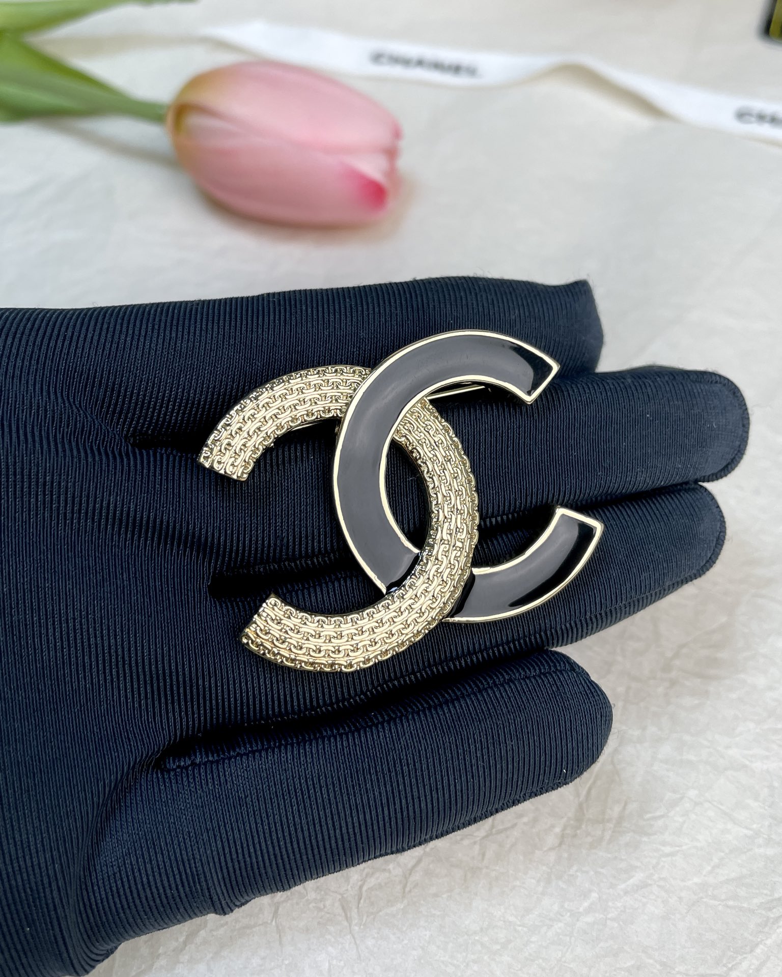 Black and Gold Chanel Brooch - Best Replica Jewelry™