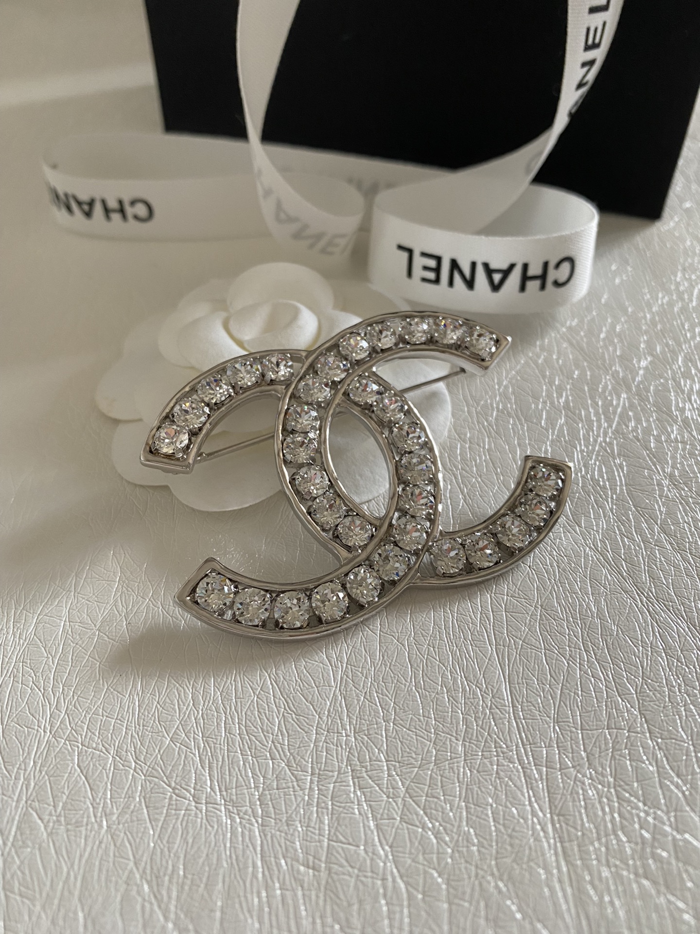 Chanel Prong Diamond Brooch - Best Replica Jewelry™
