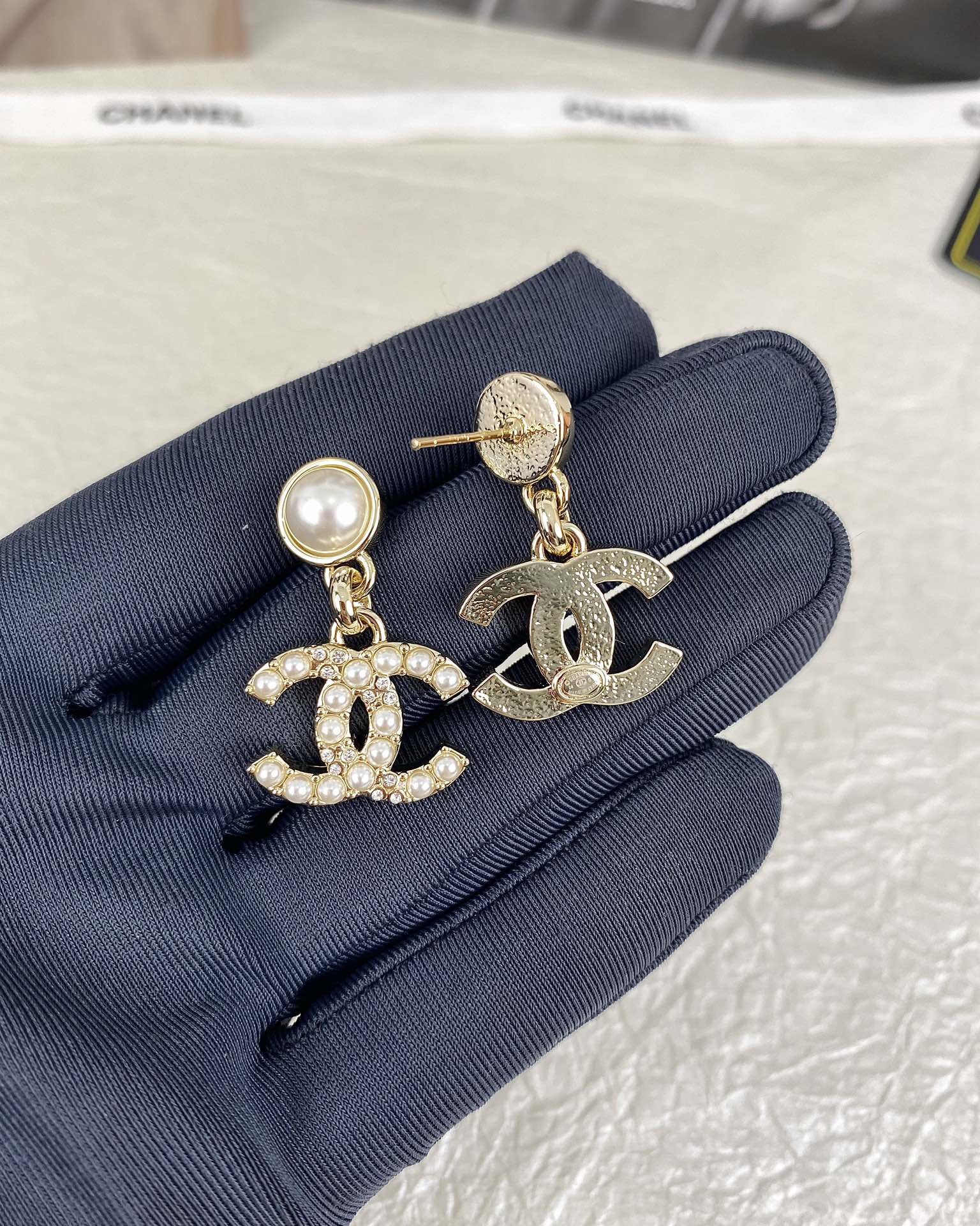 Chanel Pearl Paved CC Dangle Earrings - Best Replica Jewelry™