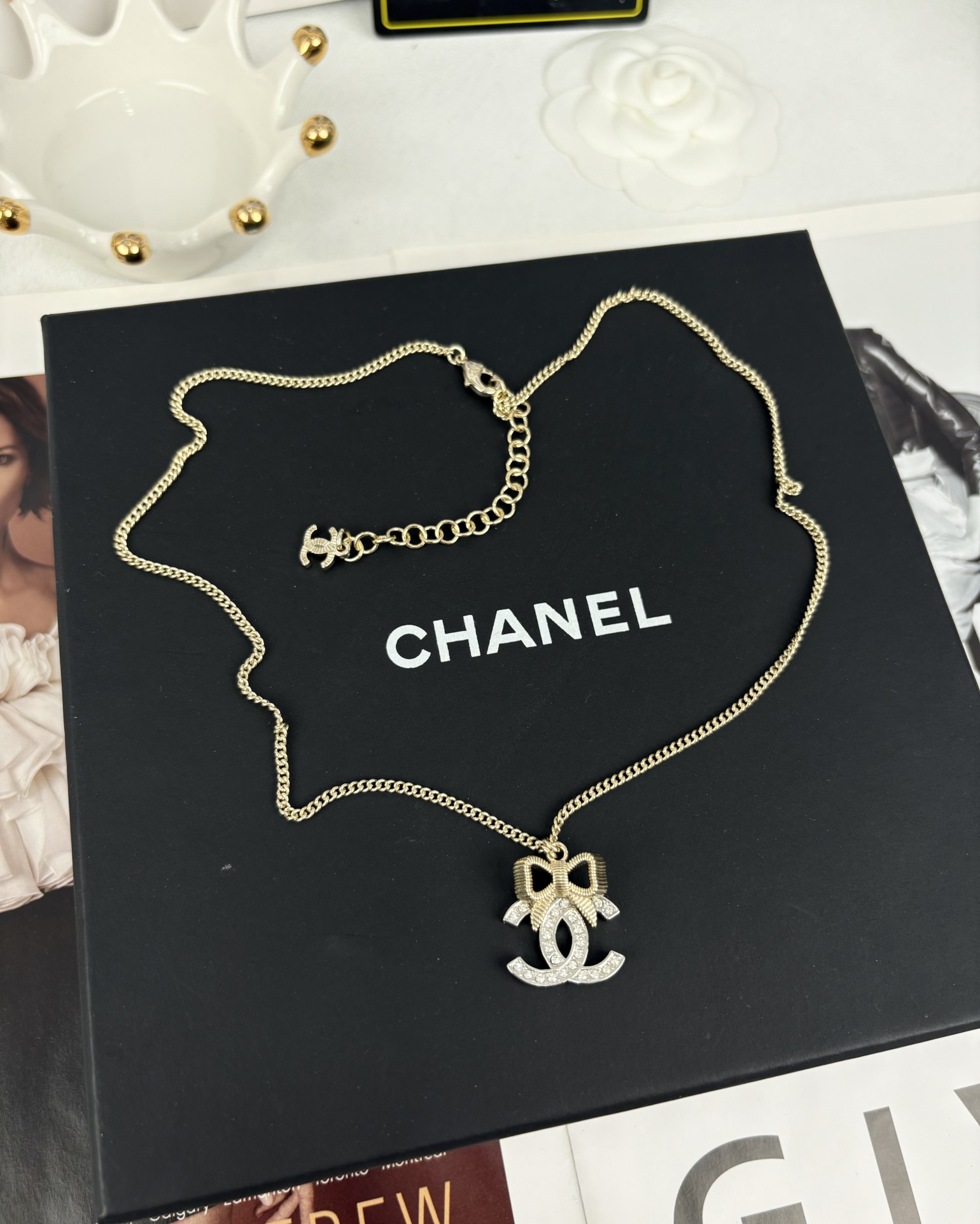 Chanel Light Gold Bow Mixed Silver CC Brooch Earrings Necklace - Best Replica Jewelry™