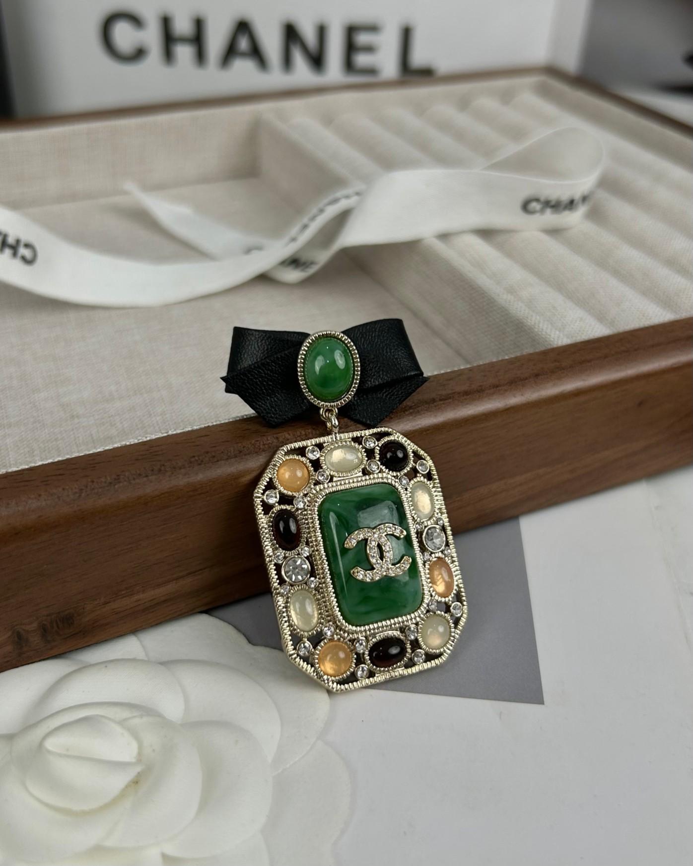 Chanel Leather Bow Multigem Emerald Brooch - Best Replica Jewelry™